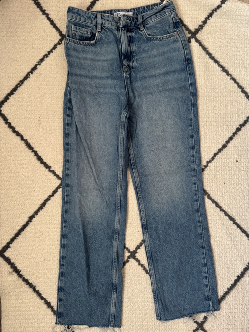 Zara Women's Straight Leg Blue Jeans